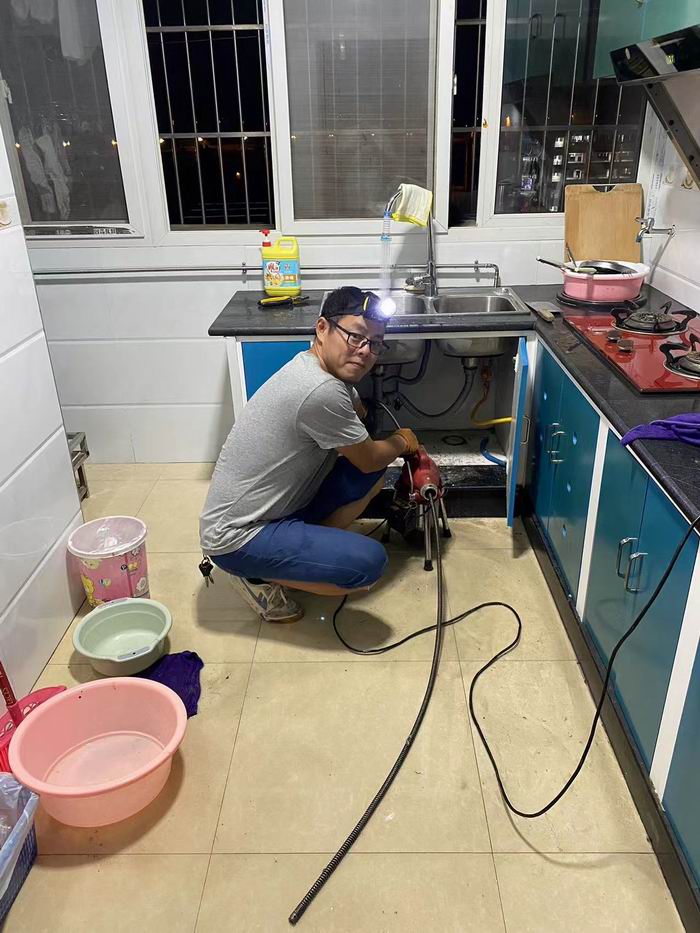 管道遇堵怎么办?厨房下水管道经常堵塞